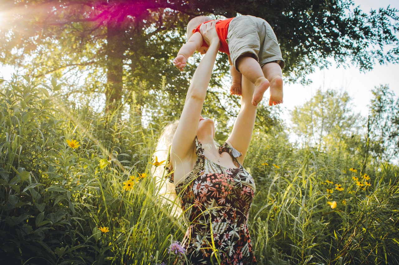 2 cadouri pentru proaspete mamici - krbaby.ro